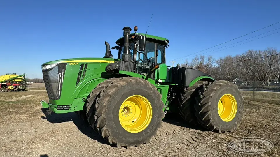2021 John Deere 9520R 4WD Tractor