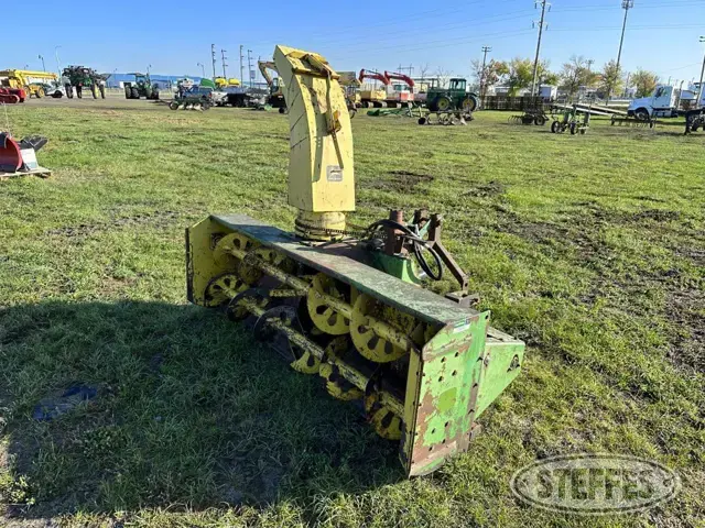 John Deere 273