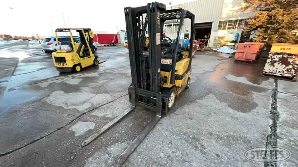 2007 Yale GLC050VXNURE083 Warehouse Forklift