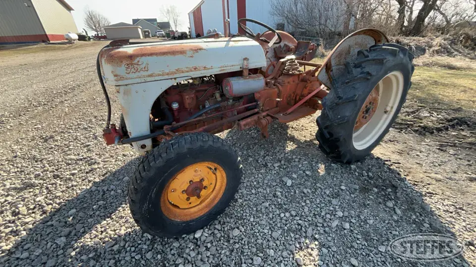 1948 Ford 8N 2WD Tractor