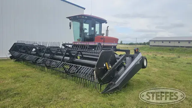 2003 MacDon 9352 Turbo