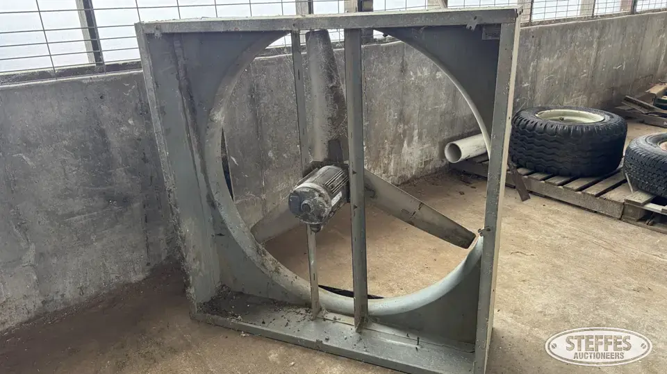 (3) Triangle of Arkansas box fans Farm Support Item