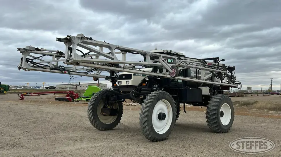 2001 Willmar Eagle 8500 Self-Propelled Sprayer