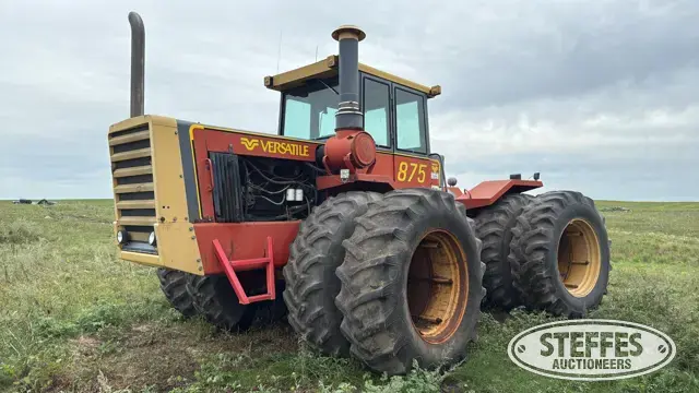 1981 Versatile 875