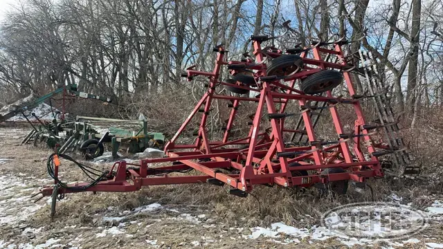 Case IH 4800 Vibra-Shank