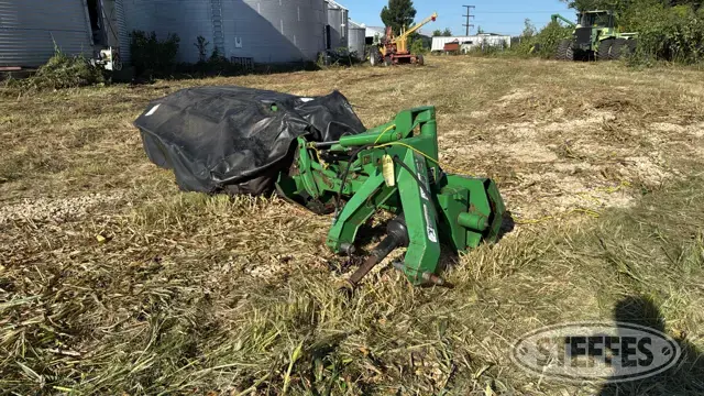 John Deere 275