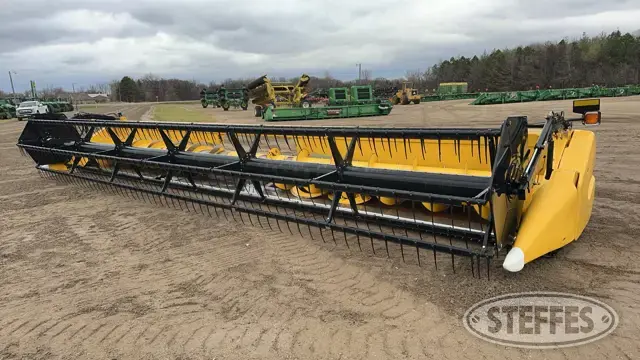 2012 New Holland 740CF-30