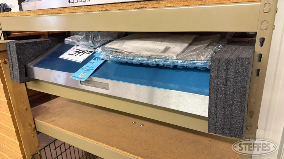 GE under the cabinet hood Personal Property