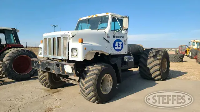 1988 International S2500