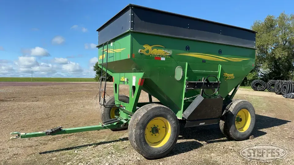 2002 Demco 365 Posi-Flow Gravity Box