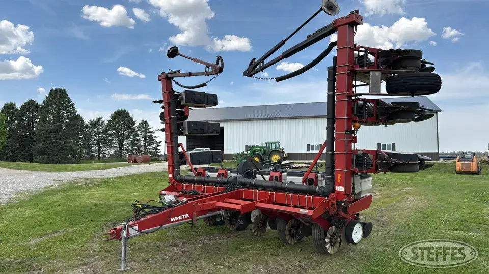 White 6122 12 or More Row Planter