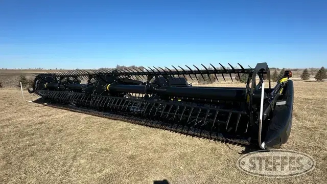 2016 MacDon FD75-S