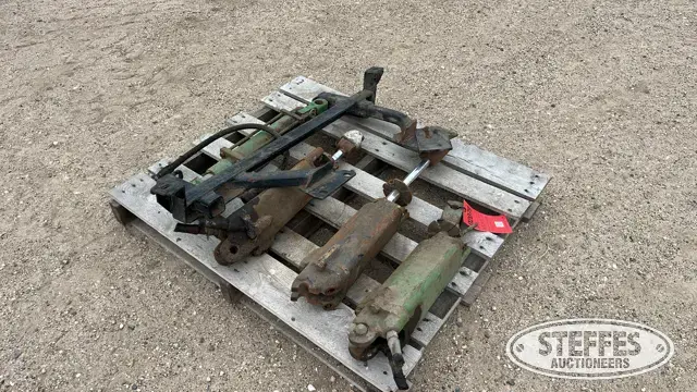(4) Hyd. Cylinders