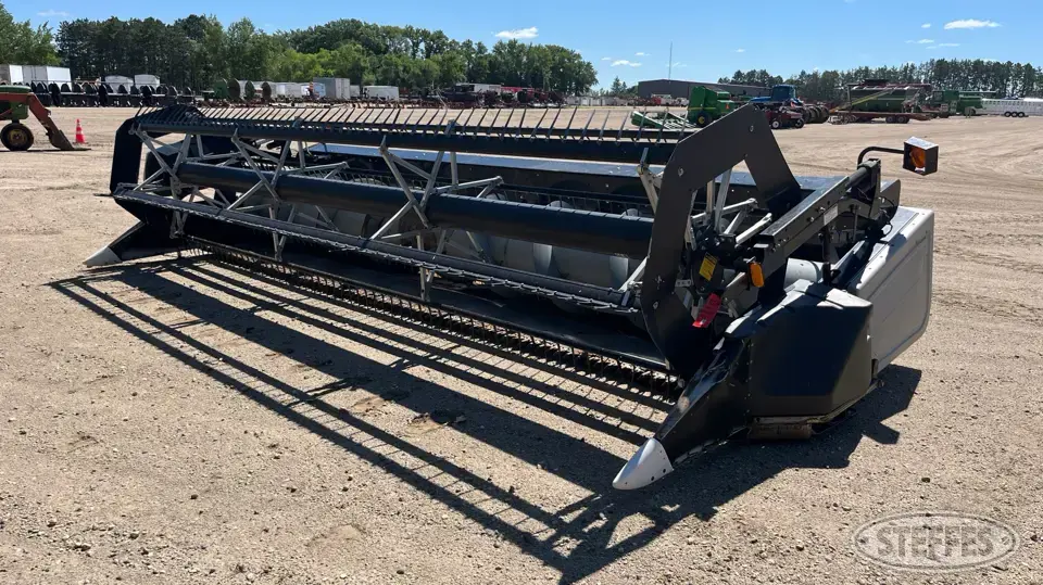 Gleaner 820 Flex Head