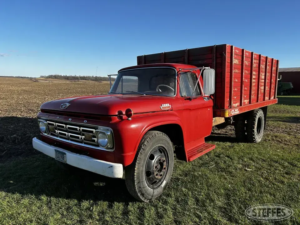 1964 Ford F600 Single Axle Boxed Truck