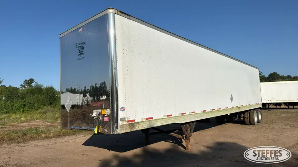 2009 Utility VS2DX Van Trailer