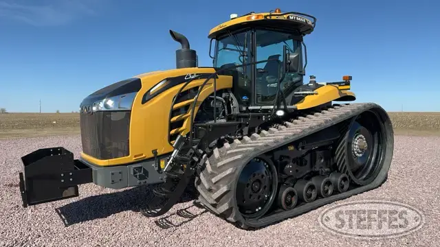 2018 Challenger MT865E