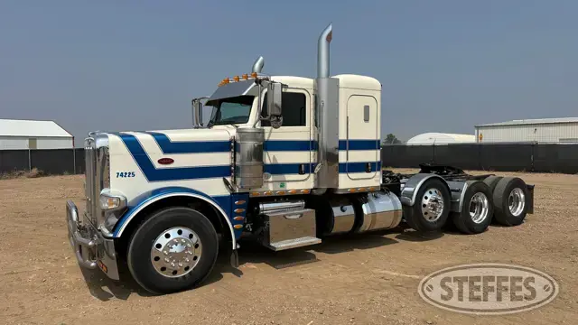 2019 Peterbilt 389