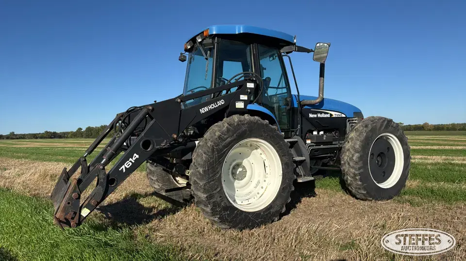 2008 New Holland TV145 MFWD Tractor