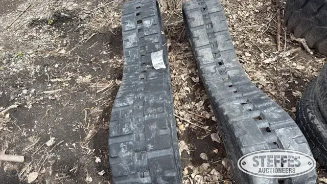 (2) Bobcat Bridgestone tracks