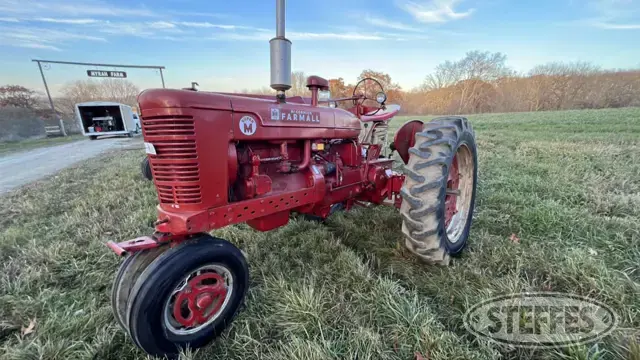 1952 Farmall Super M