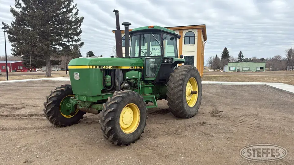 1981 John Deere 4640 MFWD Tractor