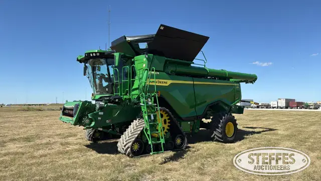 2023 John Deere X9 1100
