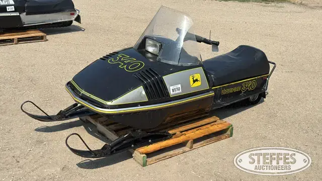 1976 John Deere LiquiFire 340