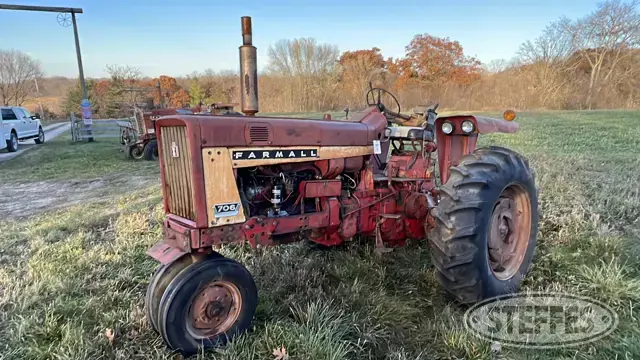 1966 Farmall 706