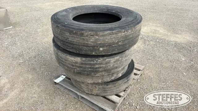 (4) Navitrac N346 295/75R22.5 tires