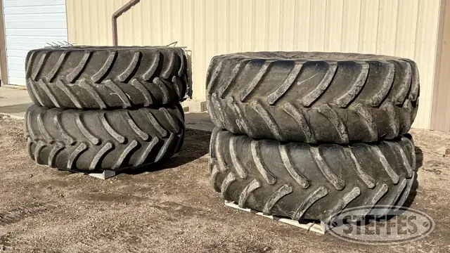 (4) 650/65R38 floater tires