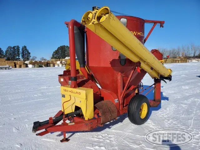 New Holland 355