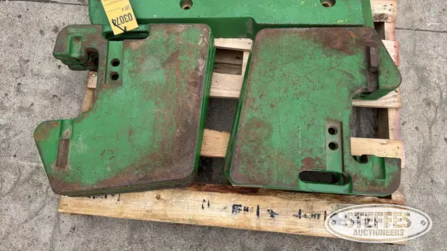 (6) John Deere suitcase weights