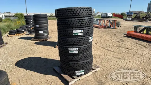 (8) Headway HLD811 11R22.5 tires