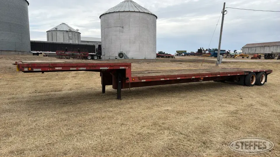 1989 Fruehauf Step Deck Trailer