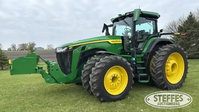 2023 John Deere 8R 410