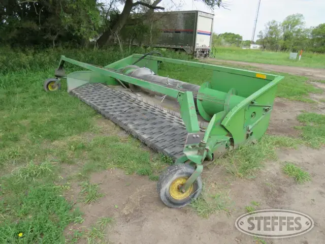 John Deere 214