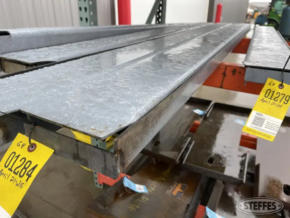Pinnacle Skid Steer Fork