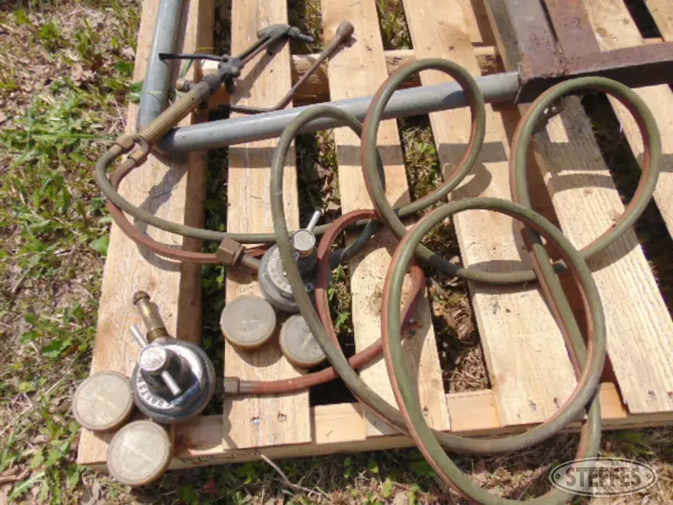 Victor cutting torch set Welding