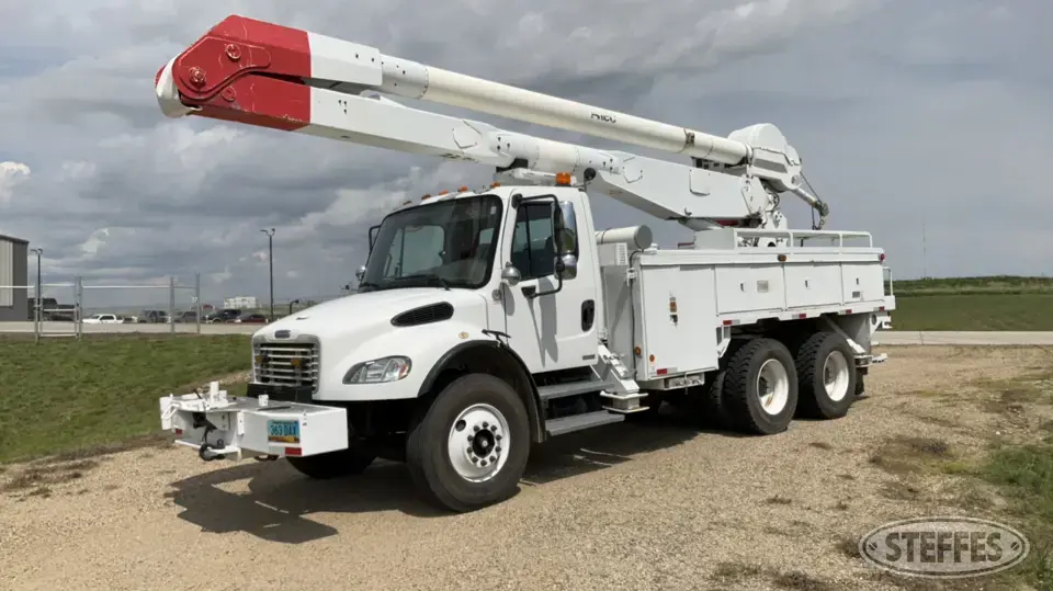 2007 Freightliner MM106064S Specialty Truck