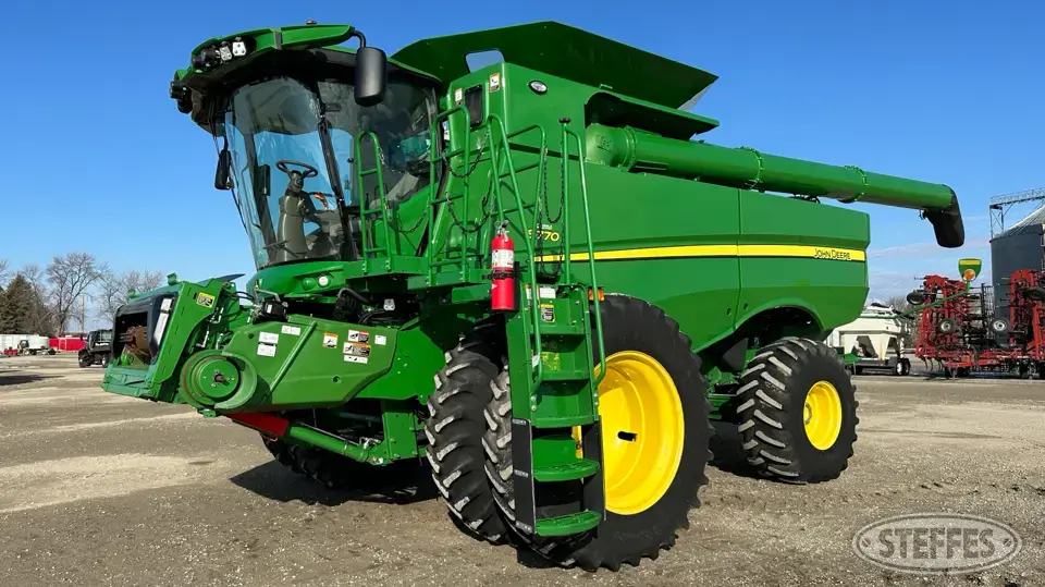 2022 John Deere S770 Combine
