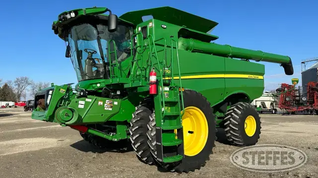 2022 John Deere S770