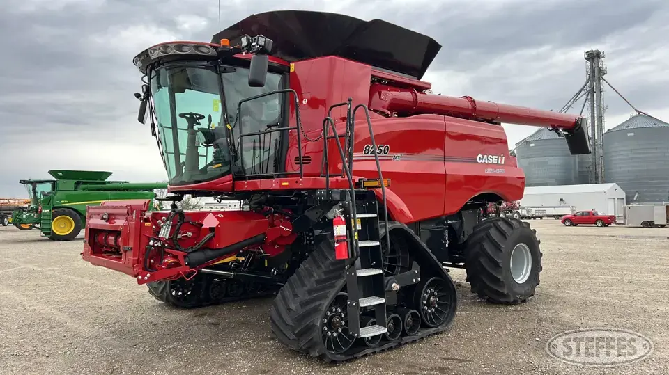 2023 Case IH 8250 Combine