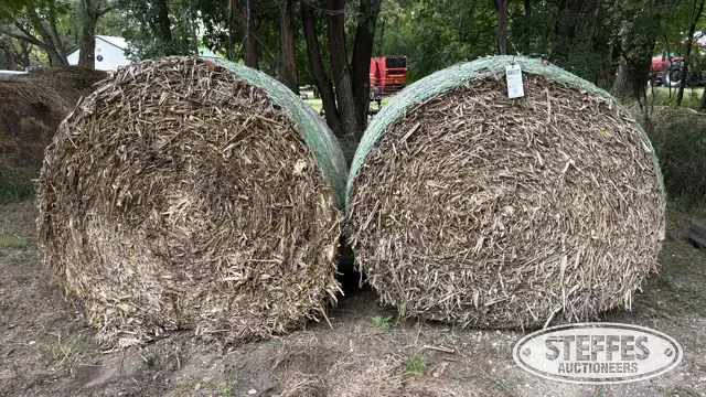 (9) Round bales