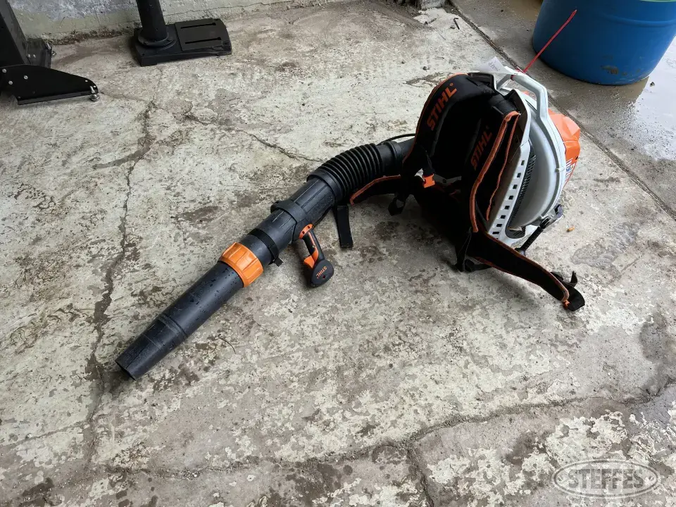 Stihl Magnum BR800C Lawn and Garden Accessory