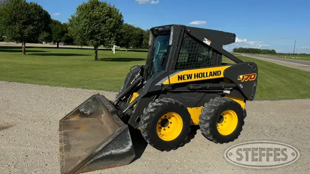 2010 New Holland L170