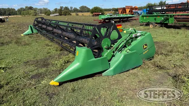 2002 John Deere 930F