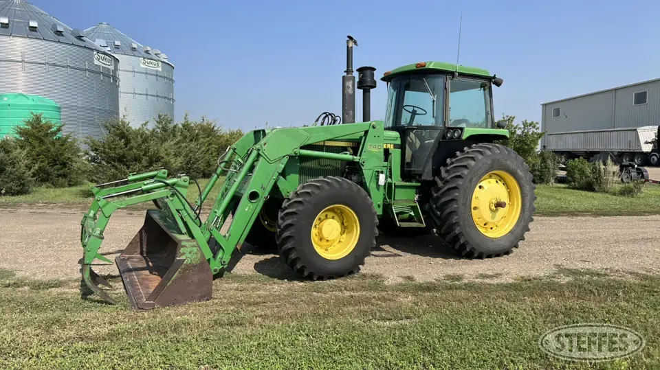 1991 John Deere 4455 MFWD Tractor