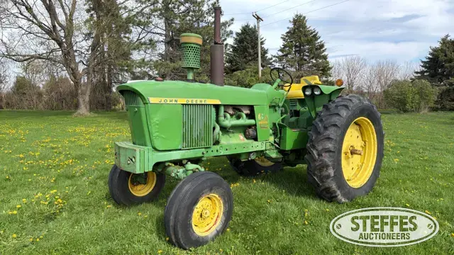 1961 John Deere 4010