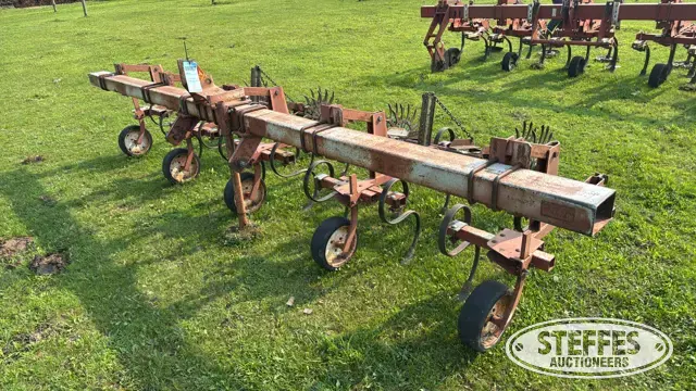 Westgo row crop cultivator